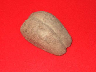 2 5/8" Fine Grooved and Cupped Loaf Stone - Bourbo: 2 5/8" Fine Grooved and Cupped Loaf Stone - Bourbon co., KY - Ex. Tom Lipscomb and Phil Foley Collections