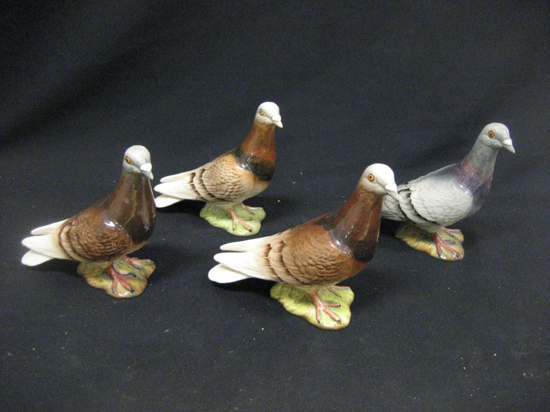 Group of (4) Beswick Pottery pigeons: Group of (4) Beswick Pottery pigeons