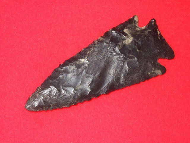 Very fine 3 5/8" Coshocton flint Ohio corner notch.: Very fine 3 5/8" Coshocton flint Ohio corner notch. Ex: Clem Caldwell Collection