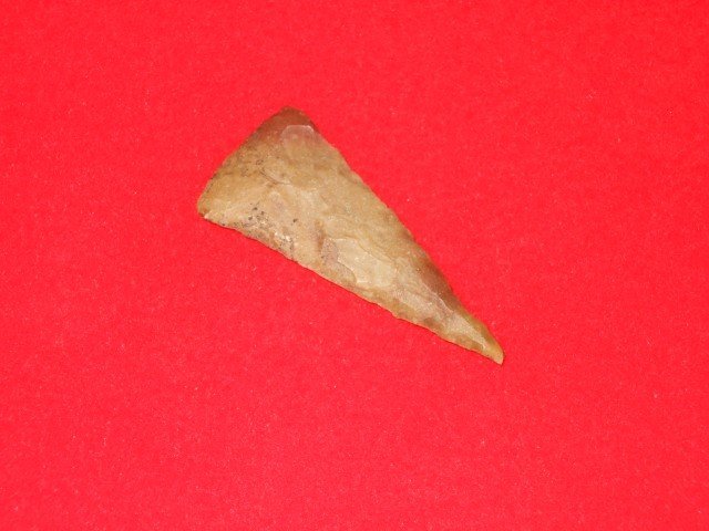1 3/4" Carter Cave Fort Ancient triangle, Mason Co: 1 3/4" Carter Cave Fort Ancient triangle, Mason Co., KY