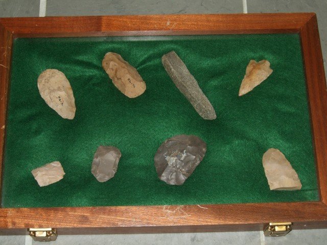 12 X 18 frame of points found in Bourbon Co., KY b: 12 X 18 frame of points found in Bourbon Co., KY by Emil Price prior to 1914