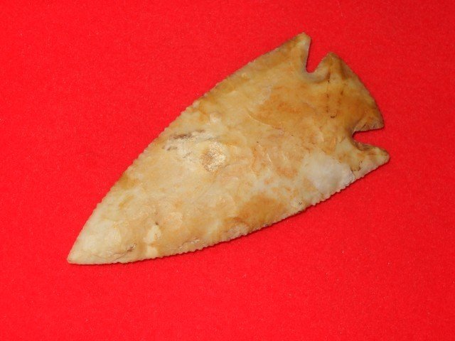 Fine 3 3/8" Illinois corner notch point. Ex: Cle: Fine 3 3/8" Illinois corner notch point. Ex: Clem Caldwell Collection