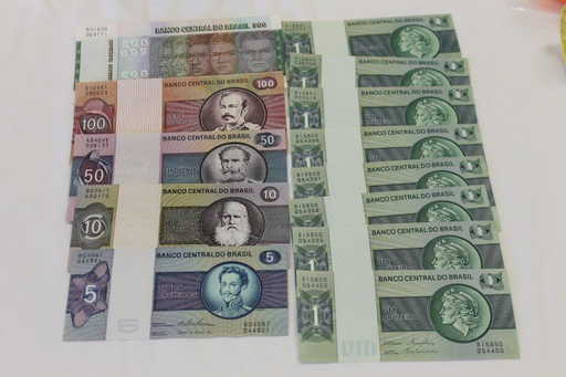 84 Brasil Currency Banco Central Do 500 10