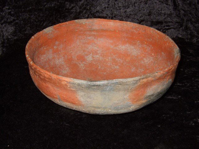 Very fine and solid 8 1/2" painted pottery bowl pu: Very fine and solid 8 1/2" painted pottery bowl purchased from the Clem Caldwell collection