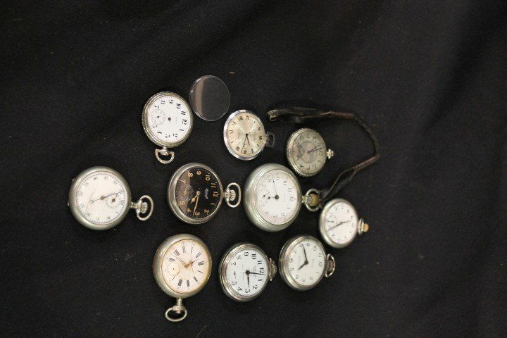 Group of pocket watches: Waltham screwback 2 3/8": Group of pocket watches: Waltham screwback 2 3/8" with Keystone Nickeloid case #977076, with 17 jewel american Waltham works #17092007; Gruen 17 jewel with celluloid type back, 1 3/4"; Westclox Bullse