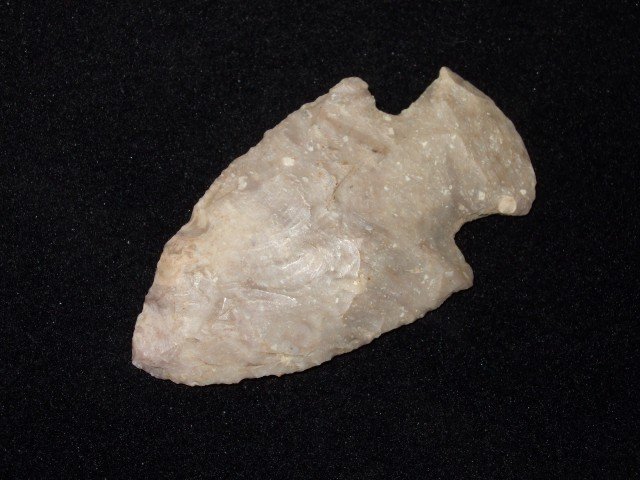 3 5/8" Boylese flint Hopewell point, Fleming Co., KY: 3 5/8" Boylese flint Hopewell point, Fleming Co., KY