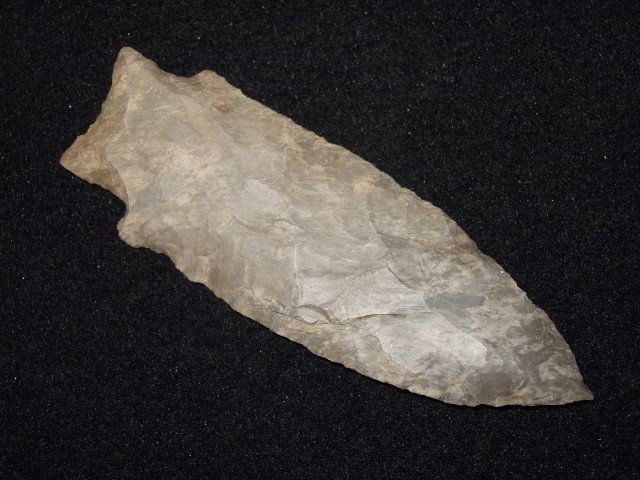 3 9/16" Dover flint Buzzard Roost Creek point, Humphrey: 3 9/16" Dover flint Buzzard Roost Creek point, Humphreys Co., TN