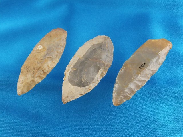 Group of 3 blades, KY, largest is 2 3/8": Group of 3 blades, KY, largest is 2 3/8"