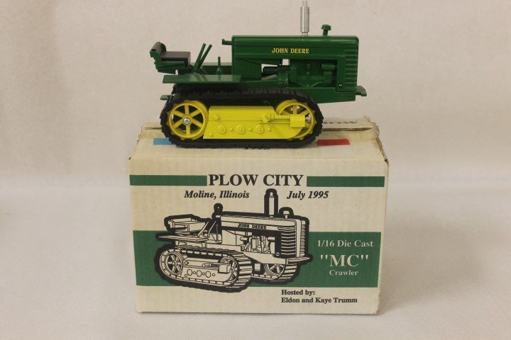 Spec Cast 15th Annual Plow City Toy Show, 1995, John: Spec Cast 15th Annual Plow City Toy Show, 1995, John Deere MC Crawler, 1:16 scale, #CUST 365.