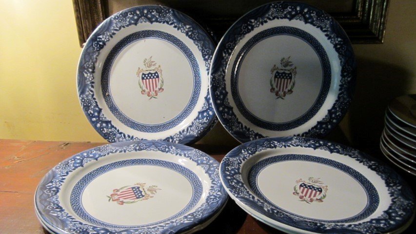 1988 American Fitzhugh Robert Steffey S. Fran: 1988 American Fitzhugh Robert Steffey S. Fran Graniteware, 16 pieces, 8 plates and 8 spoons.