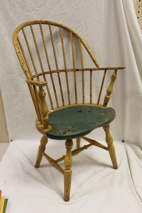 Marked David T. Smith stressed finish child's sack back: Marked David T. Smith stressed finish child's sack back Windsor chair, 29" tall, 18 1/2" wide.