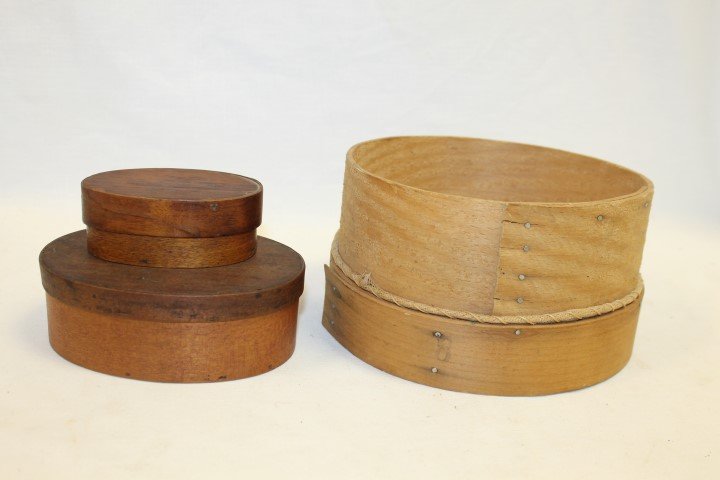 (2) shaker oval covered boxes. Small box with damaged: (2) shaker oval covered boxes. Small box with damaged lid, largest is 5 7/8" X 4 3/8" X 2", smallest is 4" X 2 1/2" X 1 5/8". Shaker style #8 sieve is 7 3/8" at top, 4 1/4" tall