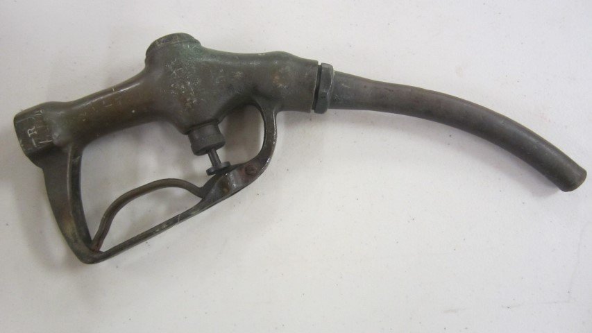 Buckeye brass gas pump nozzle 800B, Fixed No. 2, lever: Buckeye brass gas pump nozzle 800B, Fixed No. 2, lever works