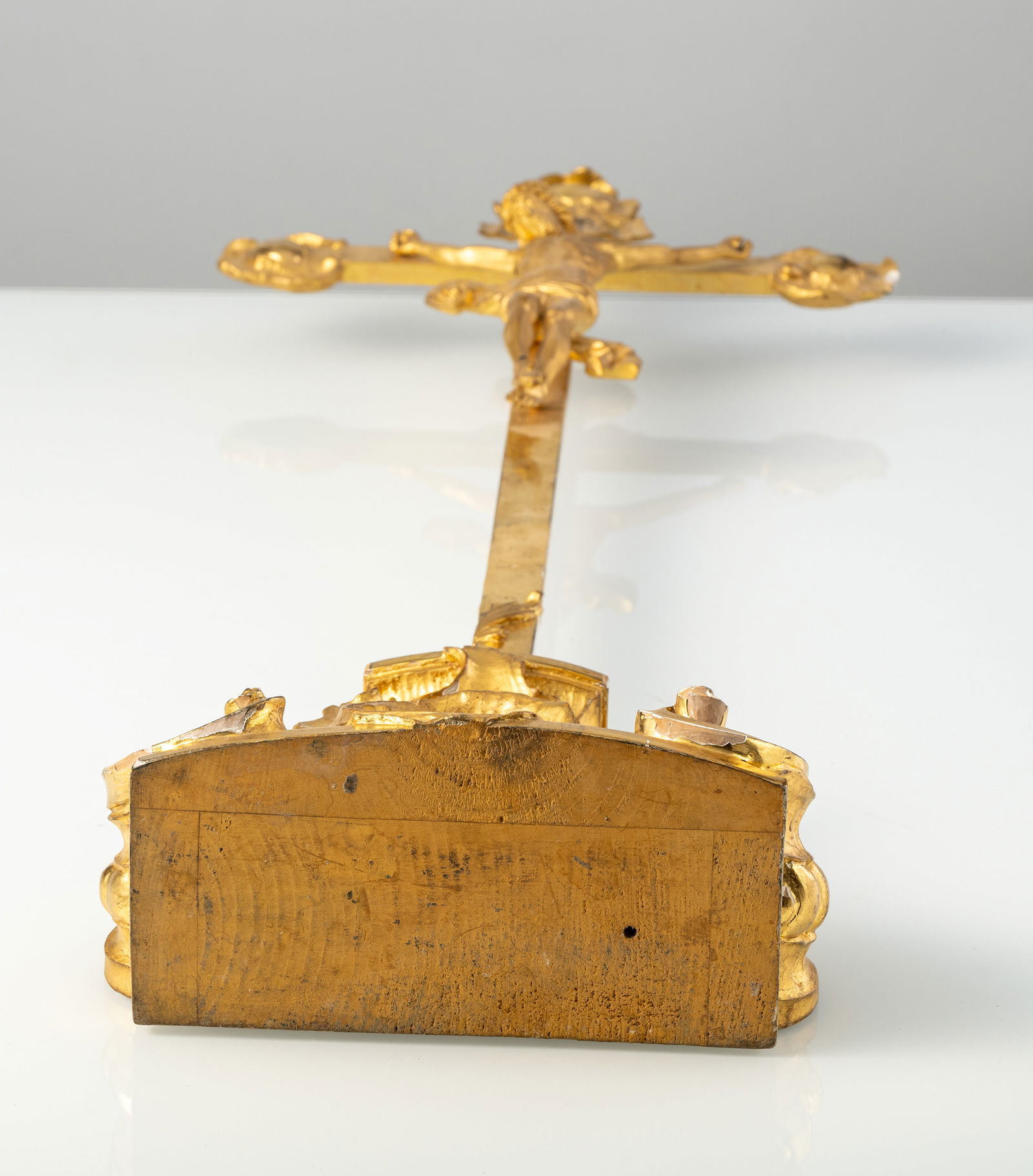 A BAROQUE GILTWOOD CRUCIFIX - 4