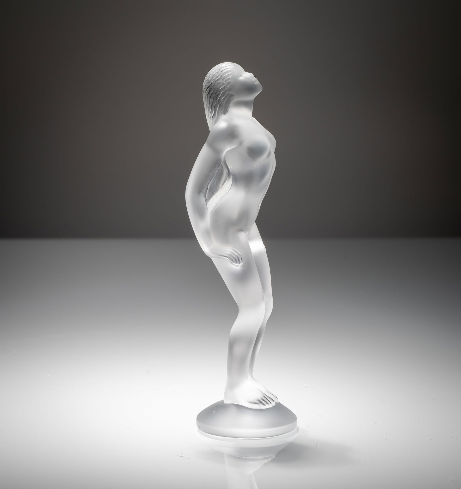 A GLASS FIGURE OF A FEMALE NUDE - 3