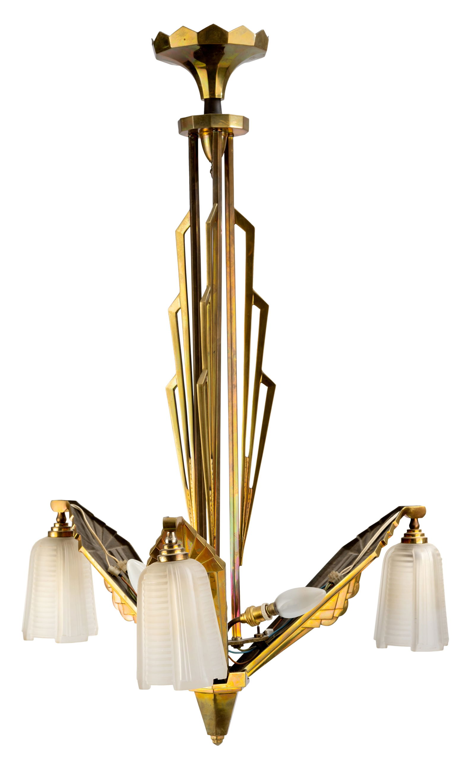AN ART NOUVEAU CHANELIER: AN ART NOUVEAU CHANELIER Muller Frères, Lunéville, circa 1925 H.ca. 96 cm Brass frame, three-light with frosted, shaped glass shades. Signed Muller Fres. Luneville. Fitted for electricity,