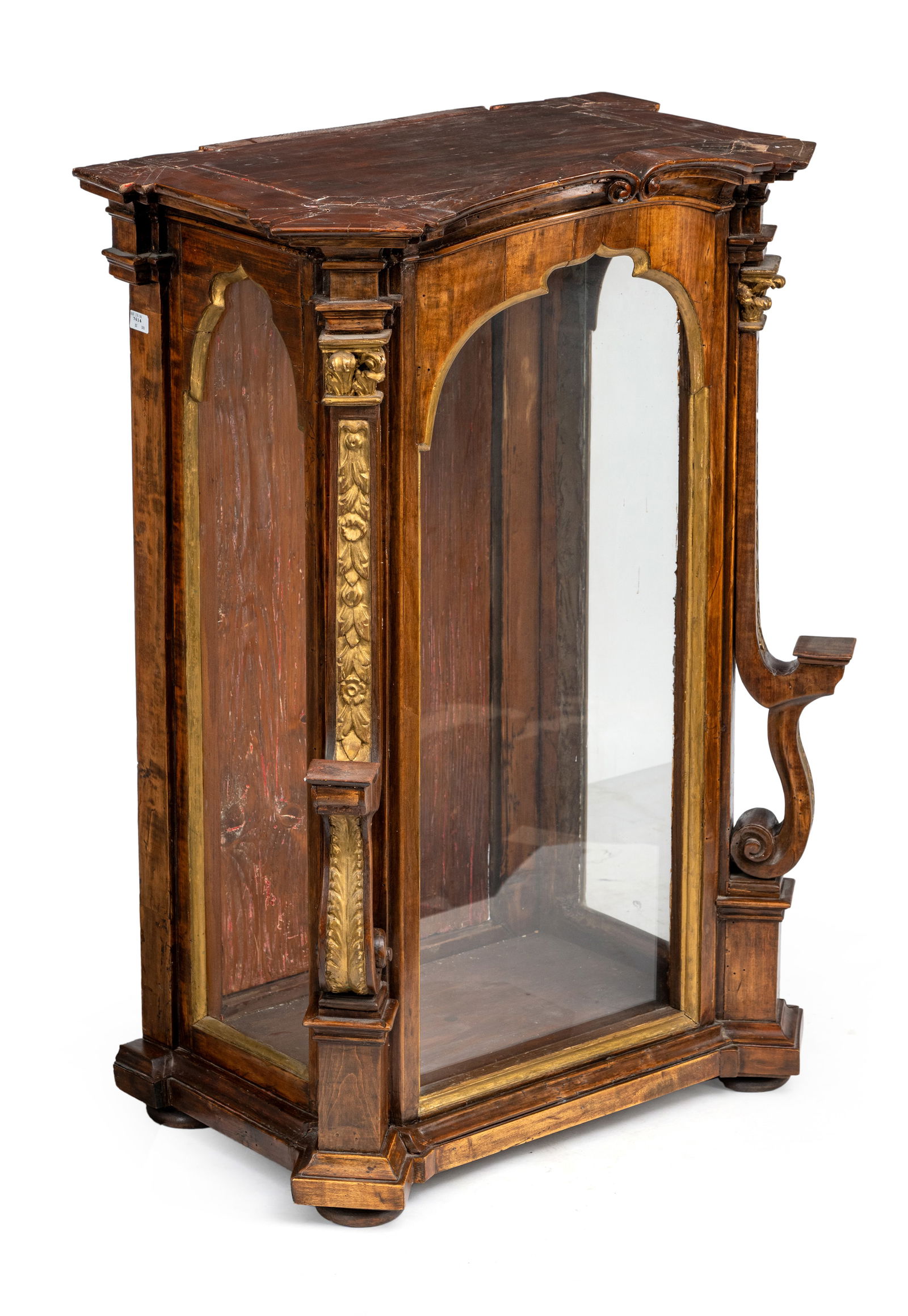 A BAROQUE CARVED AND PARCEL GILT WALNUT DISPLAY CASE - 2