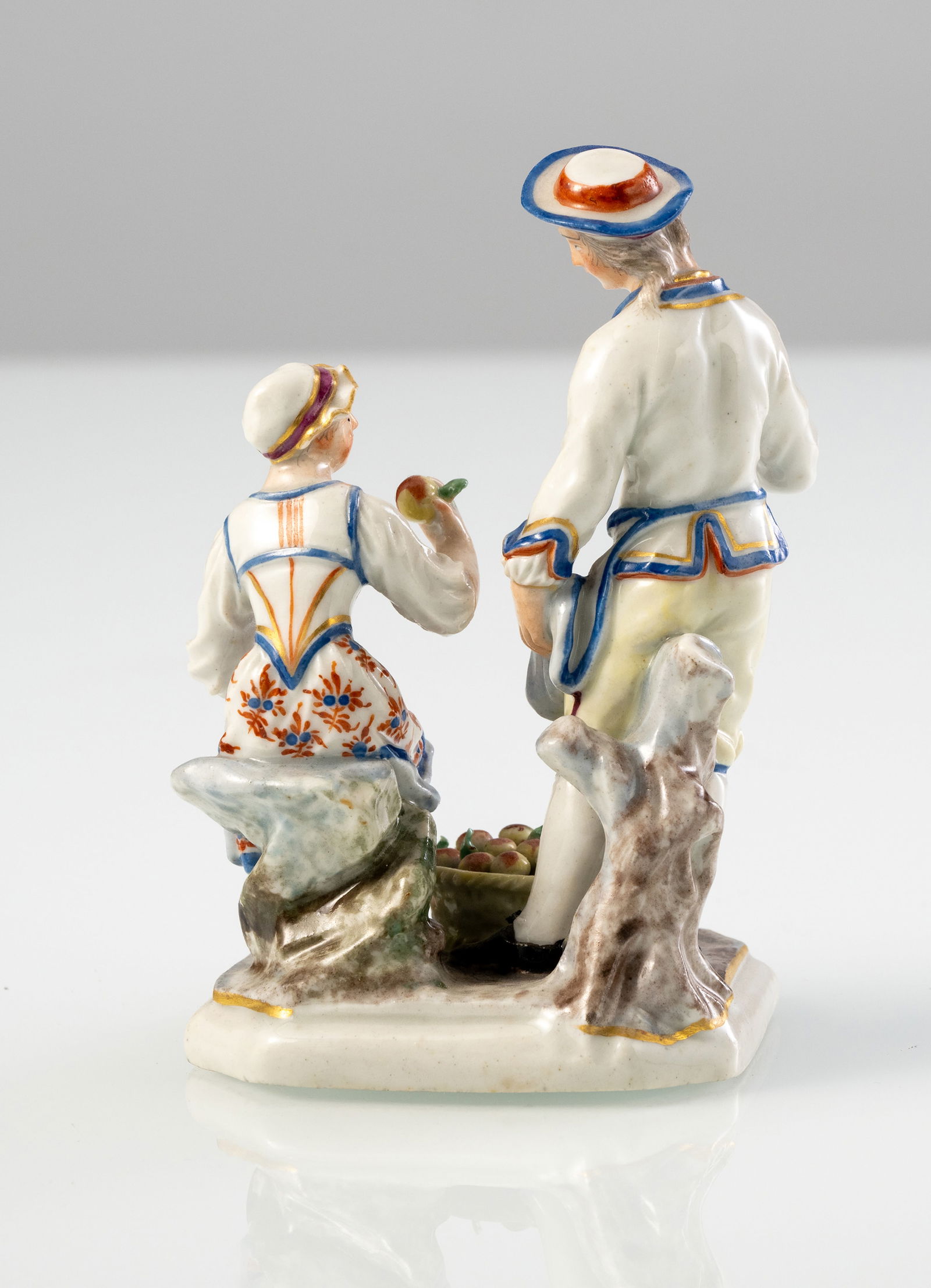 A LUDWIGSBURG PORCELAIN GROUP OF A PAIR OF FRUIT FARMERS - 3