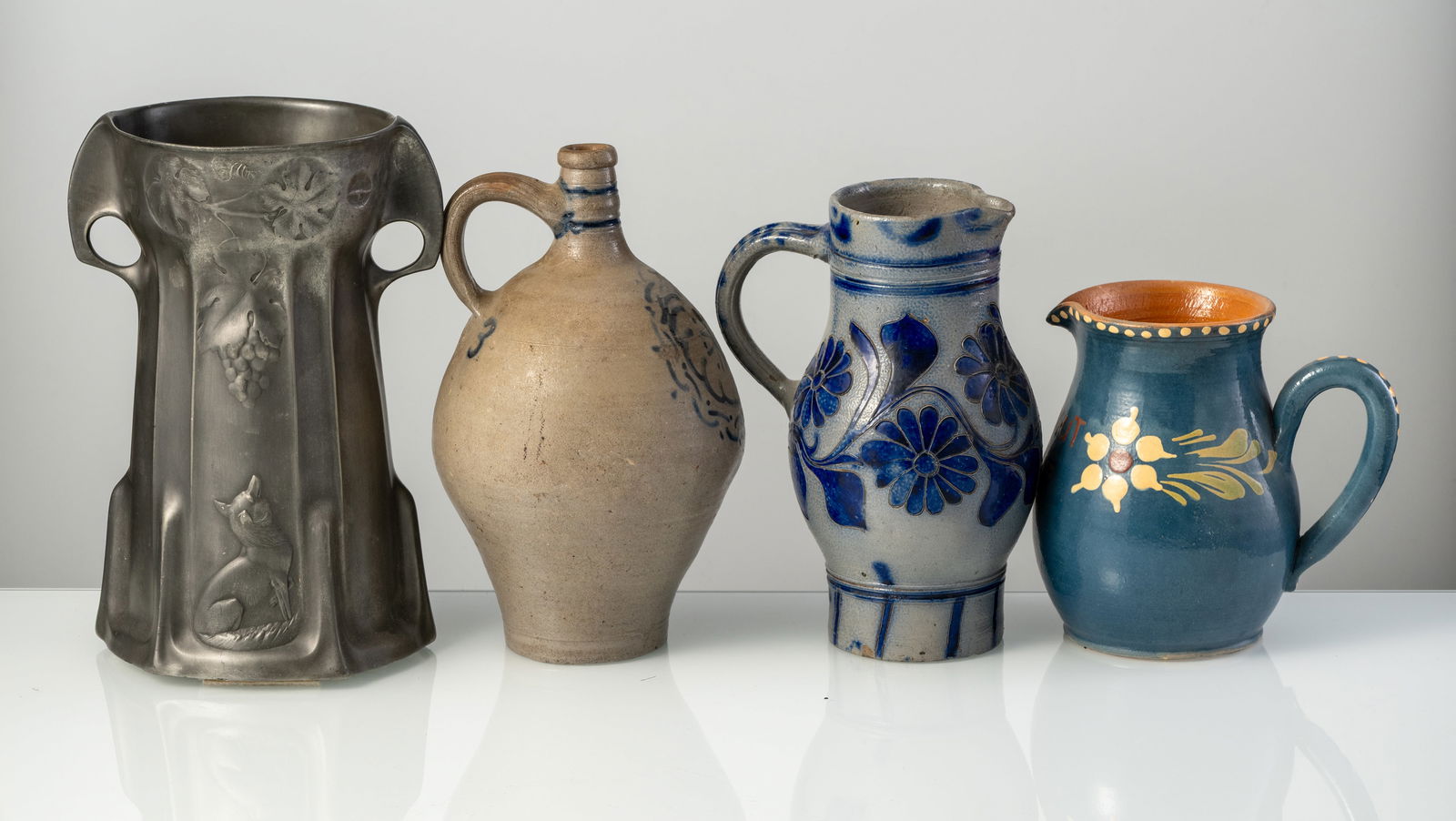 A MIXED LOT OF JARS, VASES, TANKARDS, BOWLS AND TILES - 3