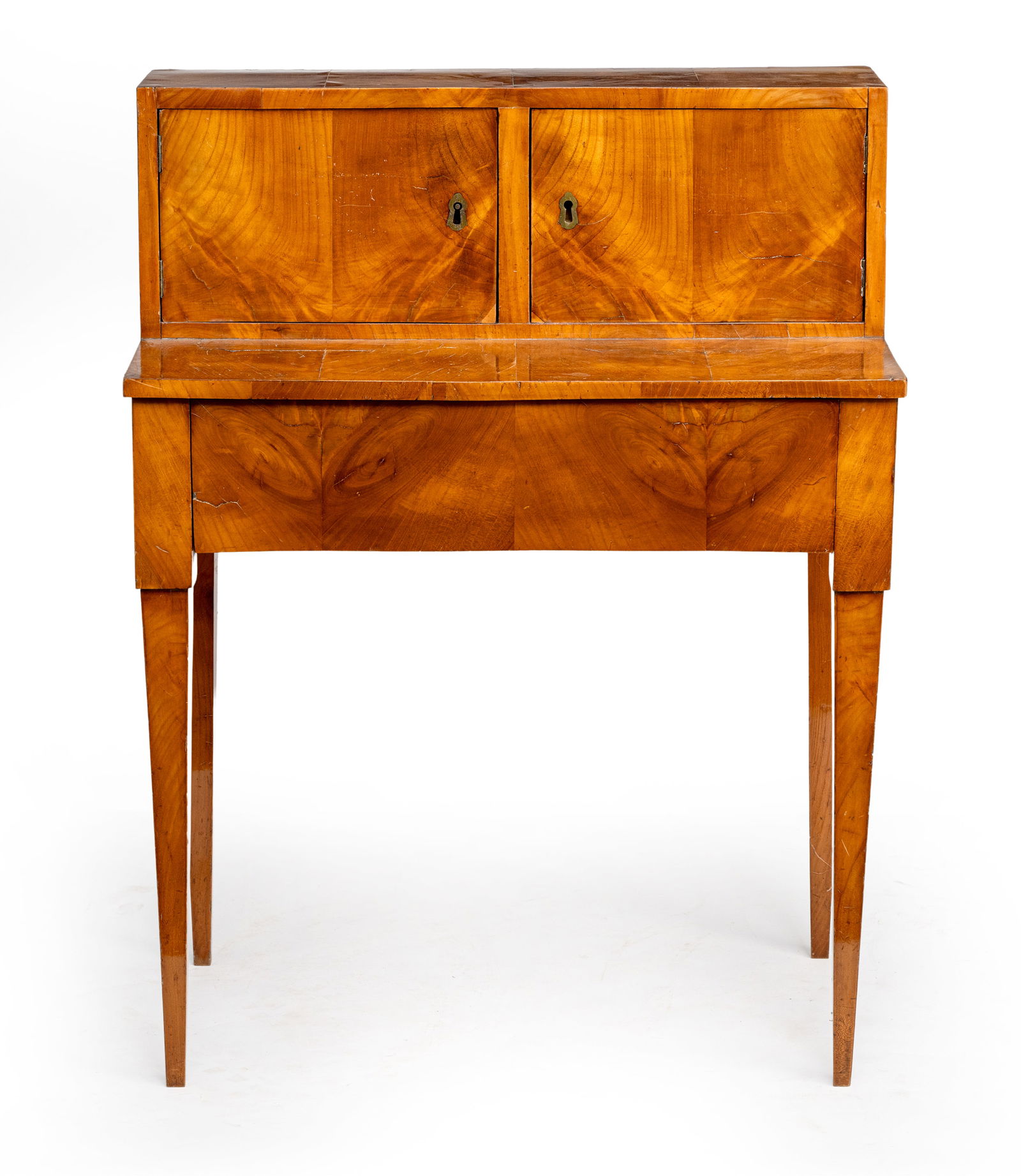 A SMALL CHERRYWOOD CHILDREN'S DESK - 7