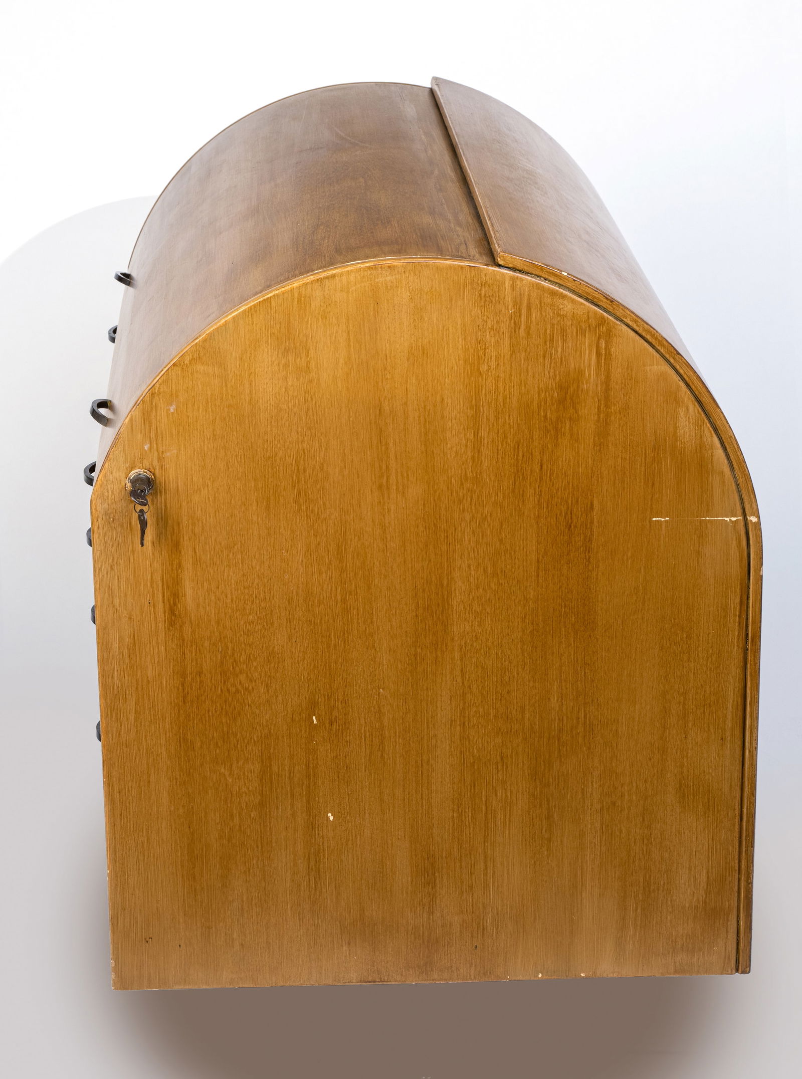 A SURFACE GRAINED MID-CENTURY CYLINDER BUREAU - 7