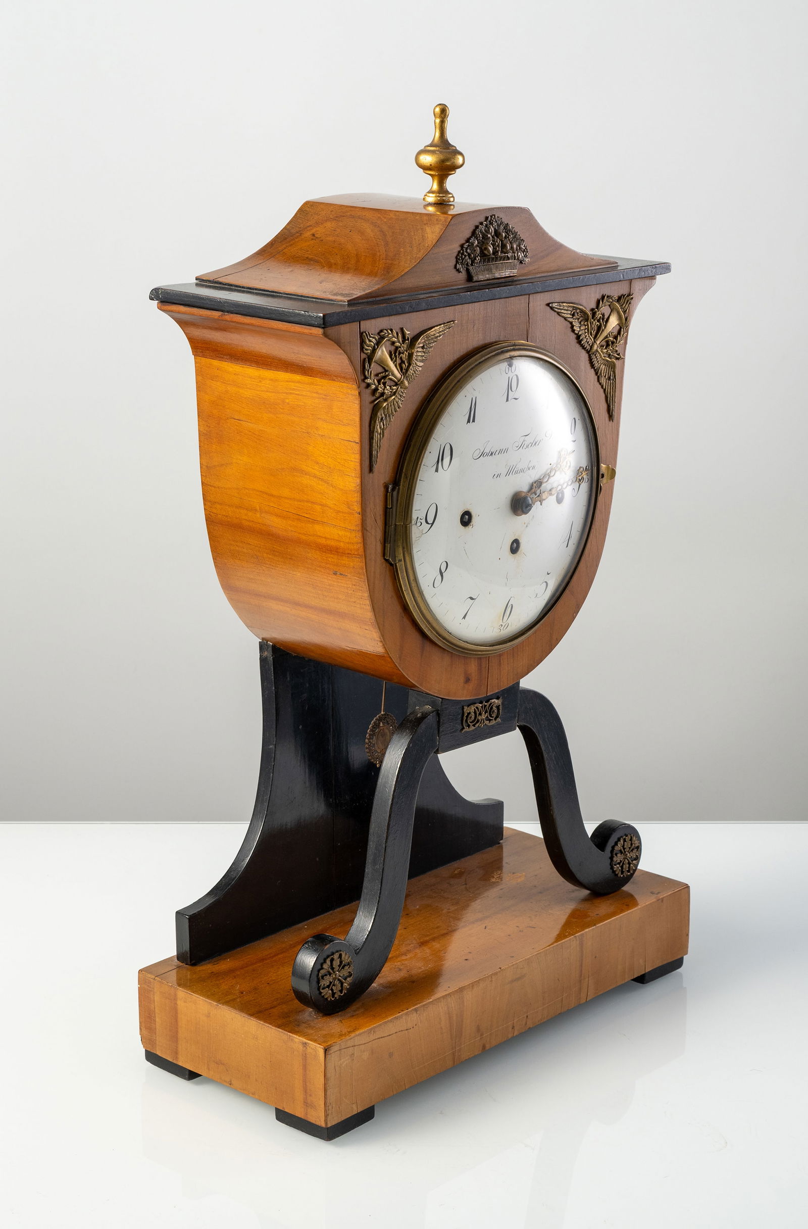 A GERMAN BIEDERMEIER TABLE CLOCK - 3