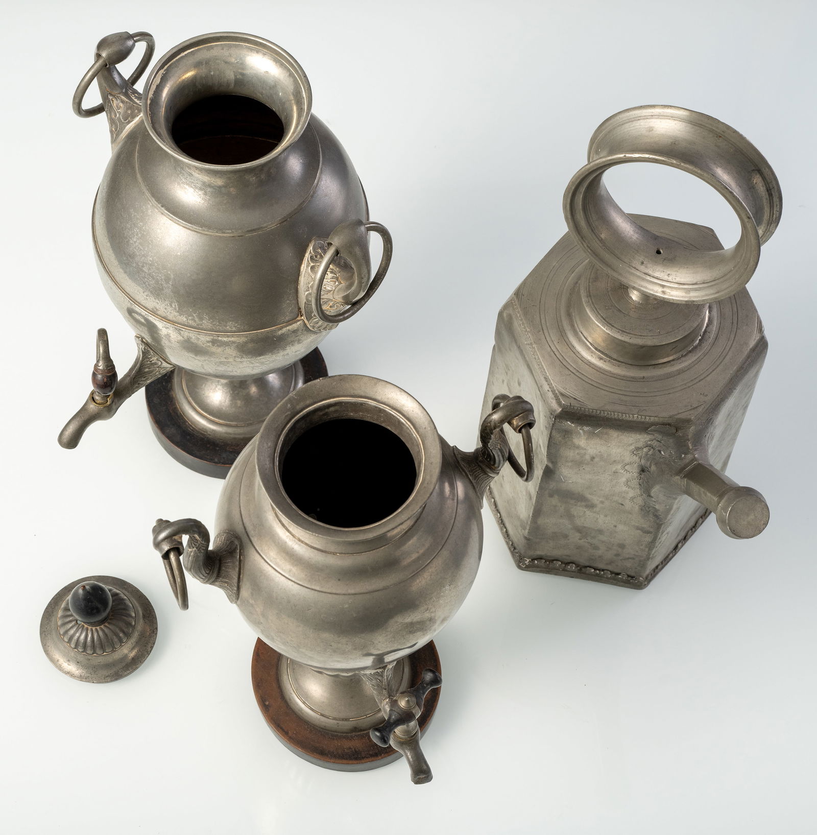 TWO PEWTER SAMOVARS AND A PEWTER SCREW BOTTLE - 4