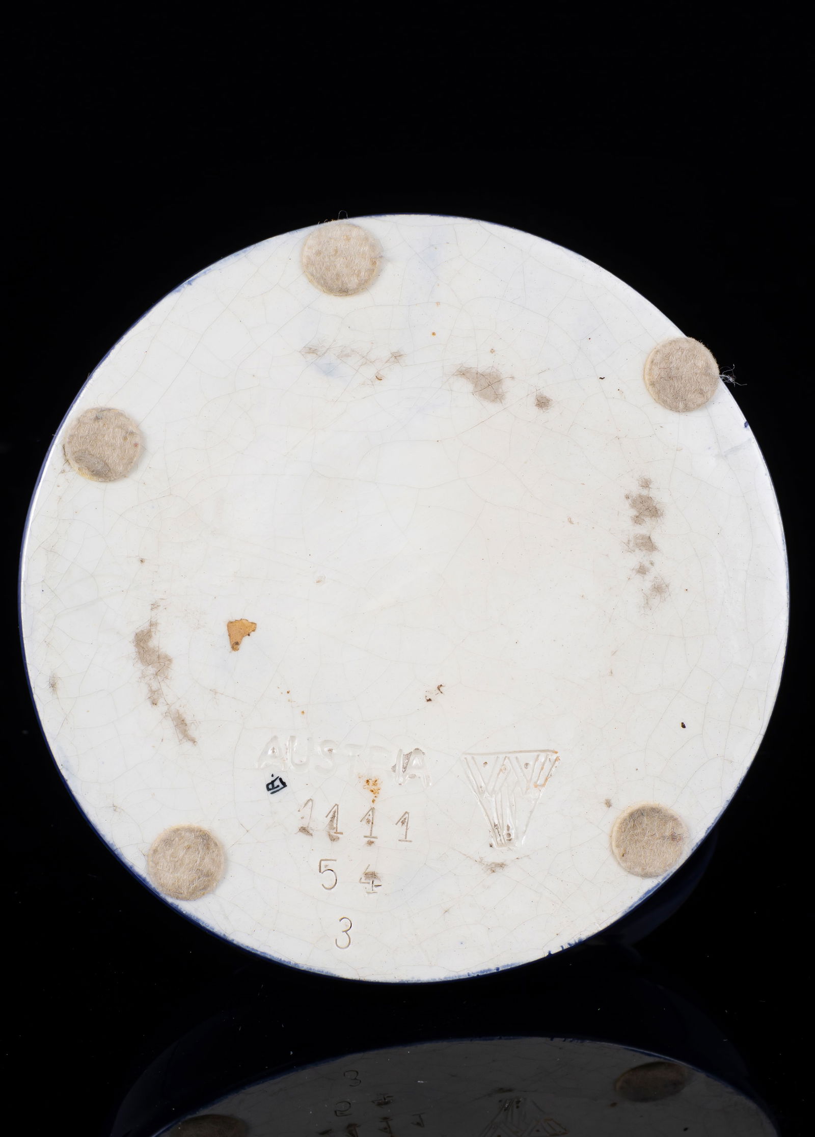 CERAMIC SMALL BOWL AND LID WITH PUTTO - 3