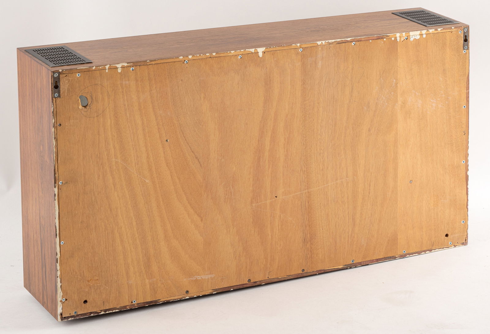 A DISPLAY CASE WITH STUFFED BIRDS - 7