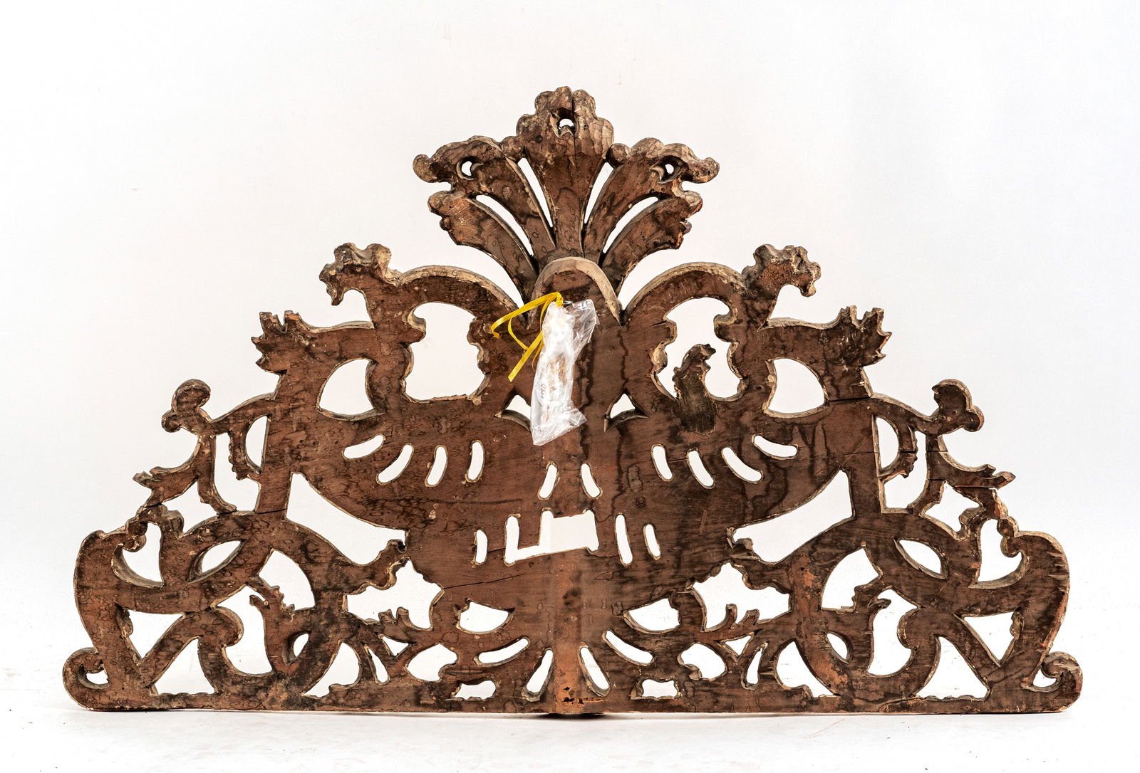 TWO BAROQUE CARVED AND GILT WOOD FINIALS - 2