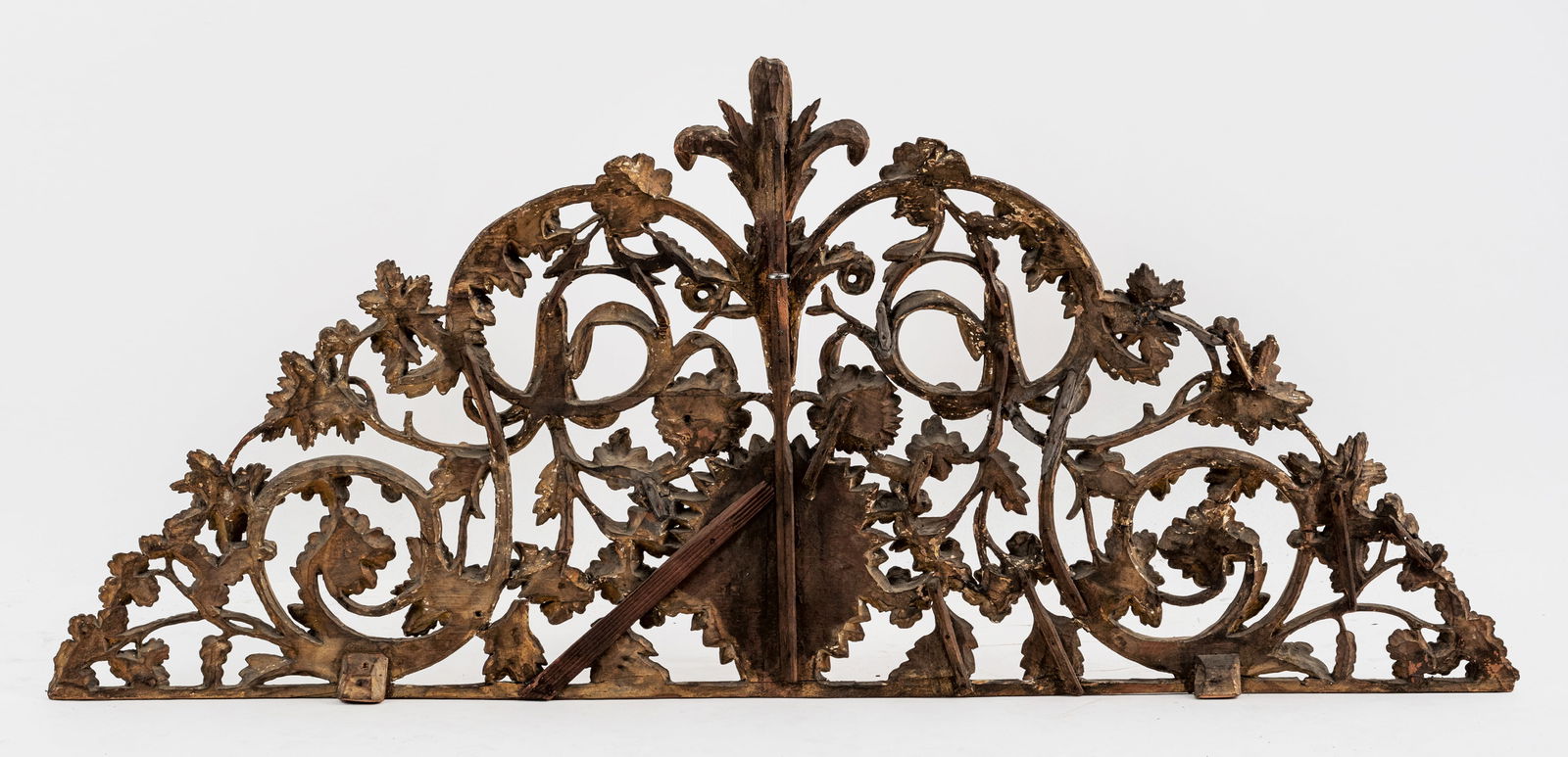 TWO BAROQUE CARVED AND GILT WOOD FINIALS - 4