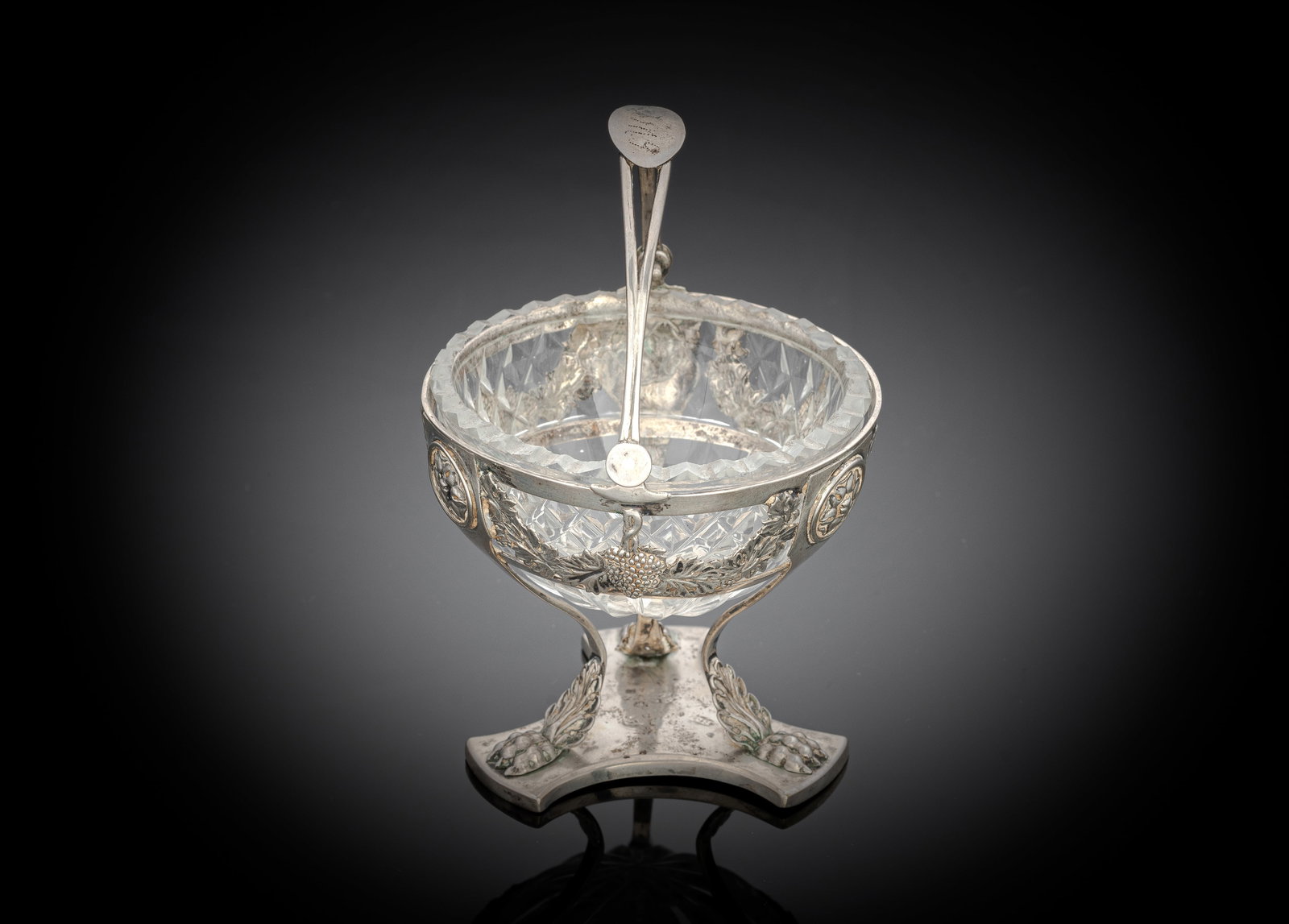 A GERMAN NEOCLASSICAL OPENWORK SILVER SALT CELLAR WITH GLASS LINER - 2