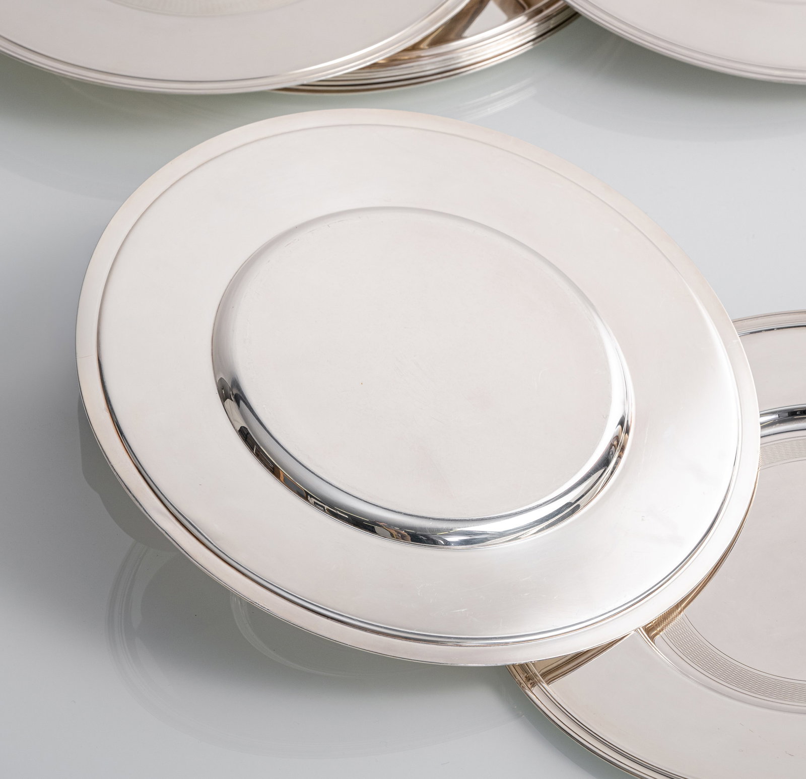 12 place plates - 2