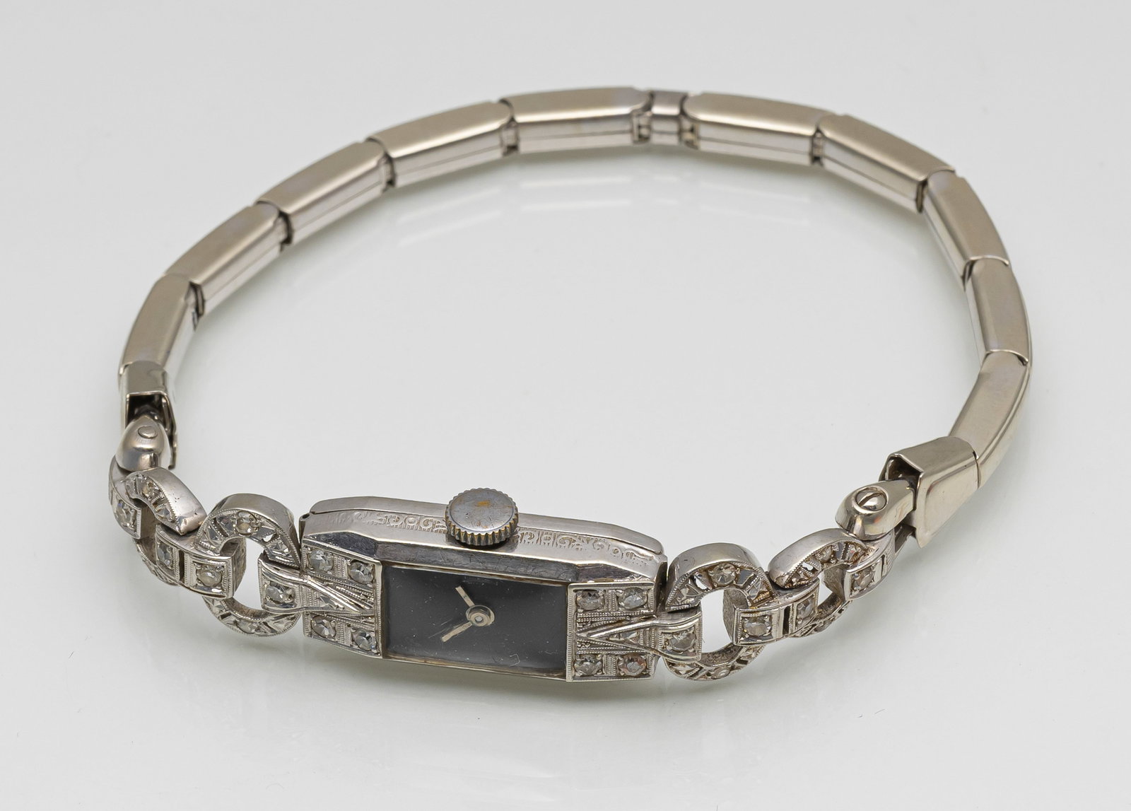 ART DÉCO WRISTWATCH WITH DIAMONDS - 2
