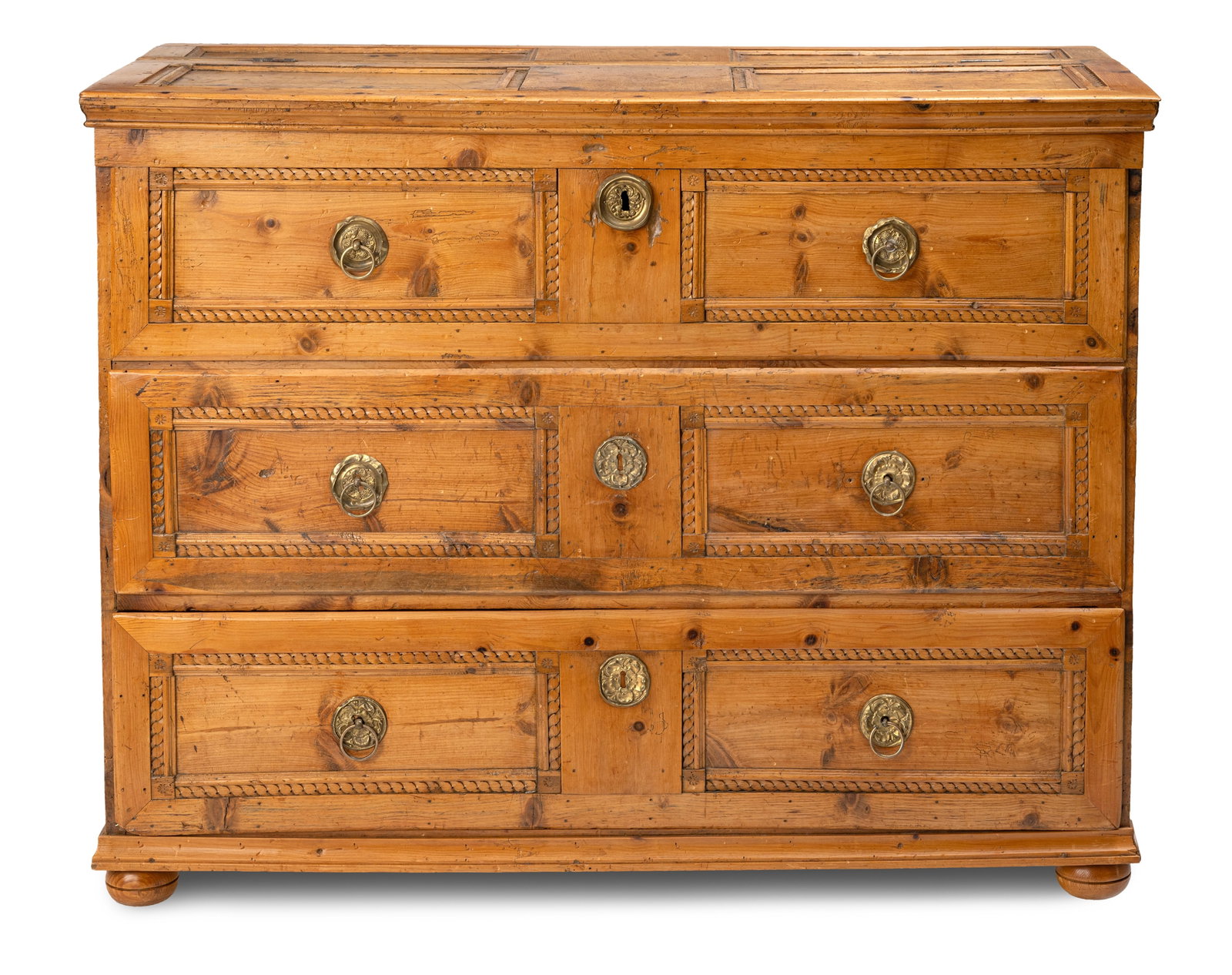 An Austrian pinewood chest of drawers - 2