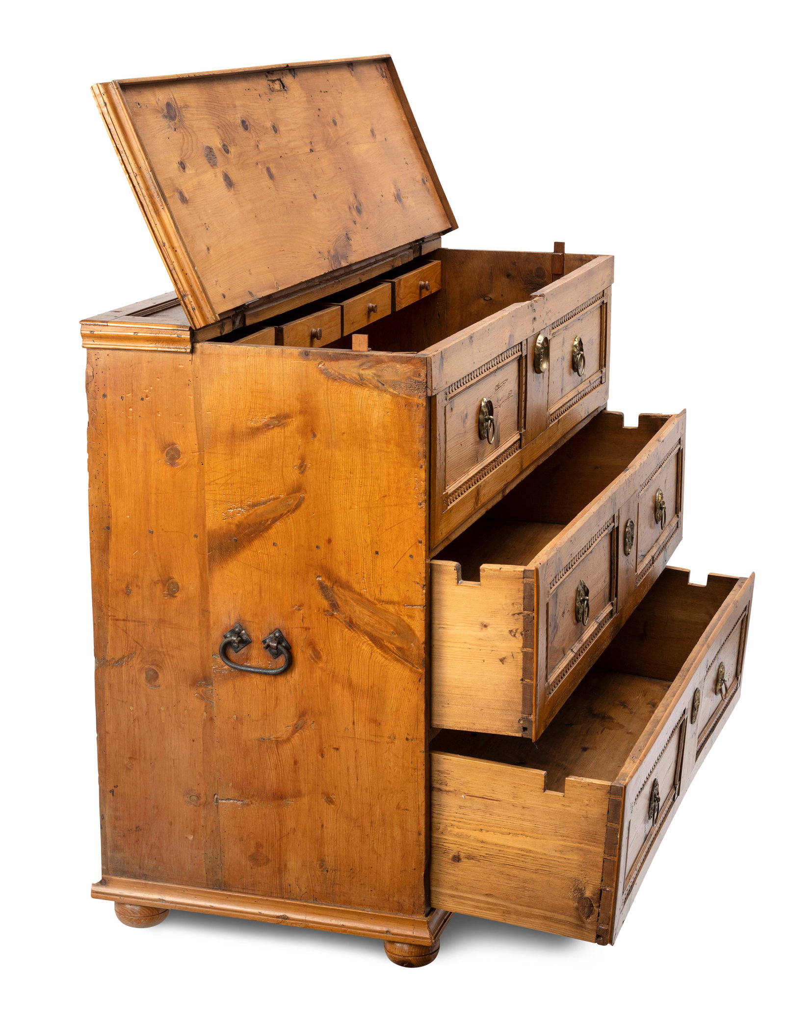 An Austrian pinewood chest of drawers - 6