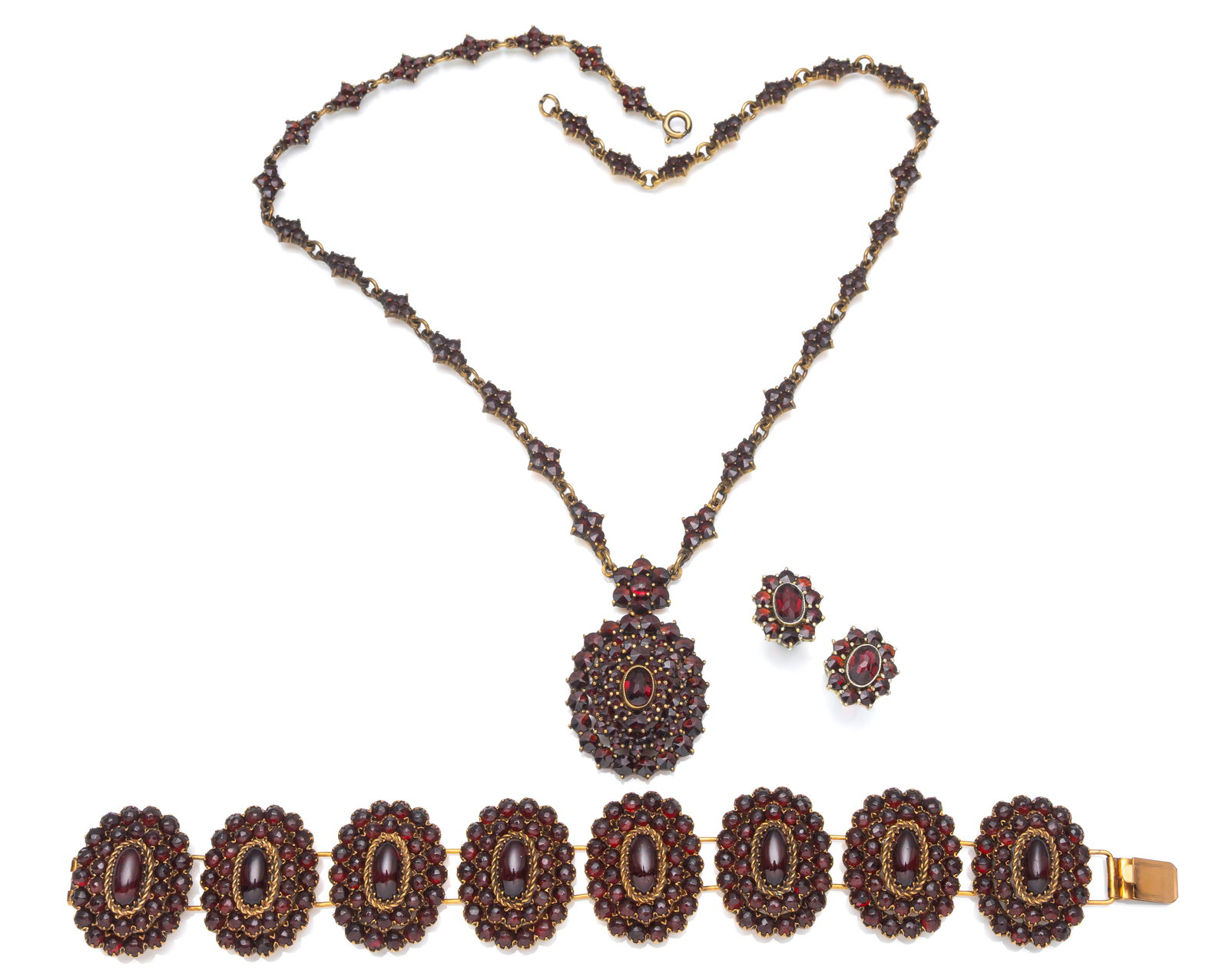 A FOUR PIECE GARNET JEWELRY SET - 2