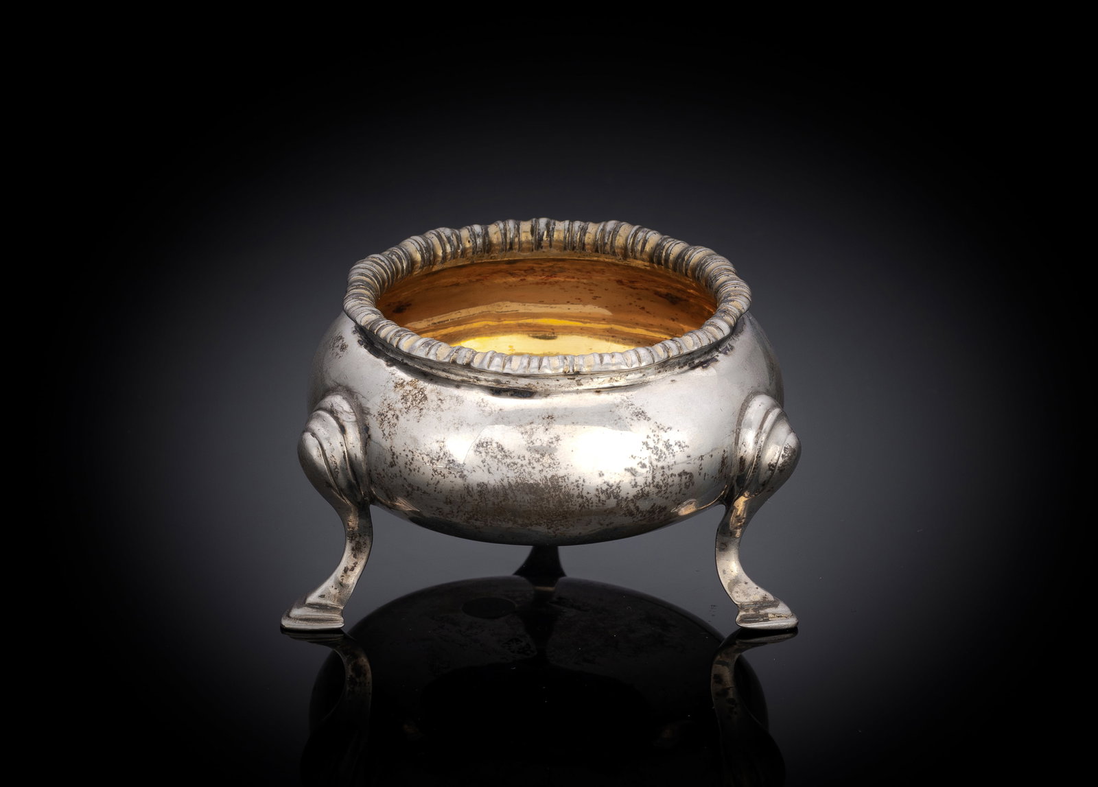 A GERMAN PARCIAL GILT SILVER SALT CELLAR - 2