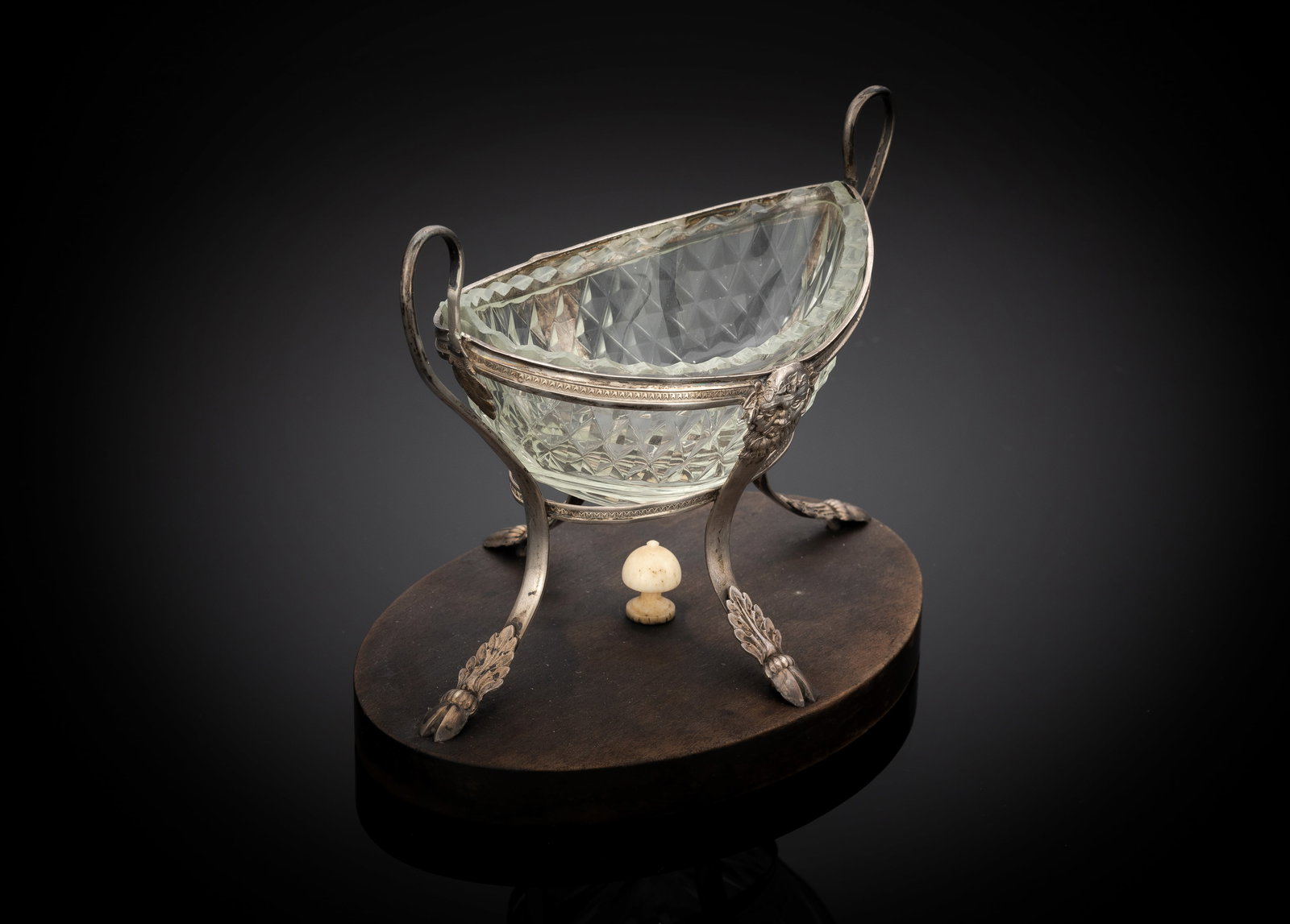 A GERMAN SILVER FILIGREE WORK SALT CELLAR WITH CUT GLASS LINER - 2