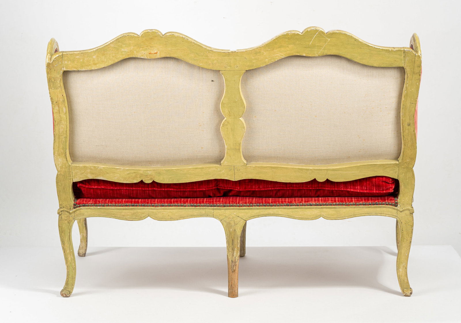A LOUIS XV CREAM AND GREAN PAINTED SOFA - 4