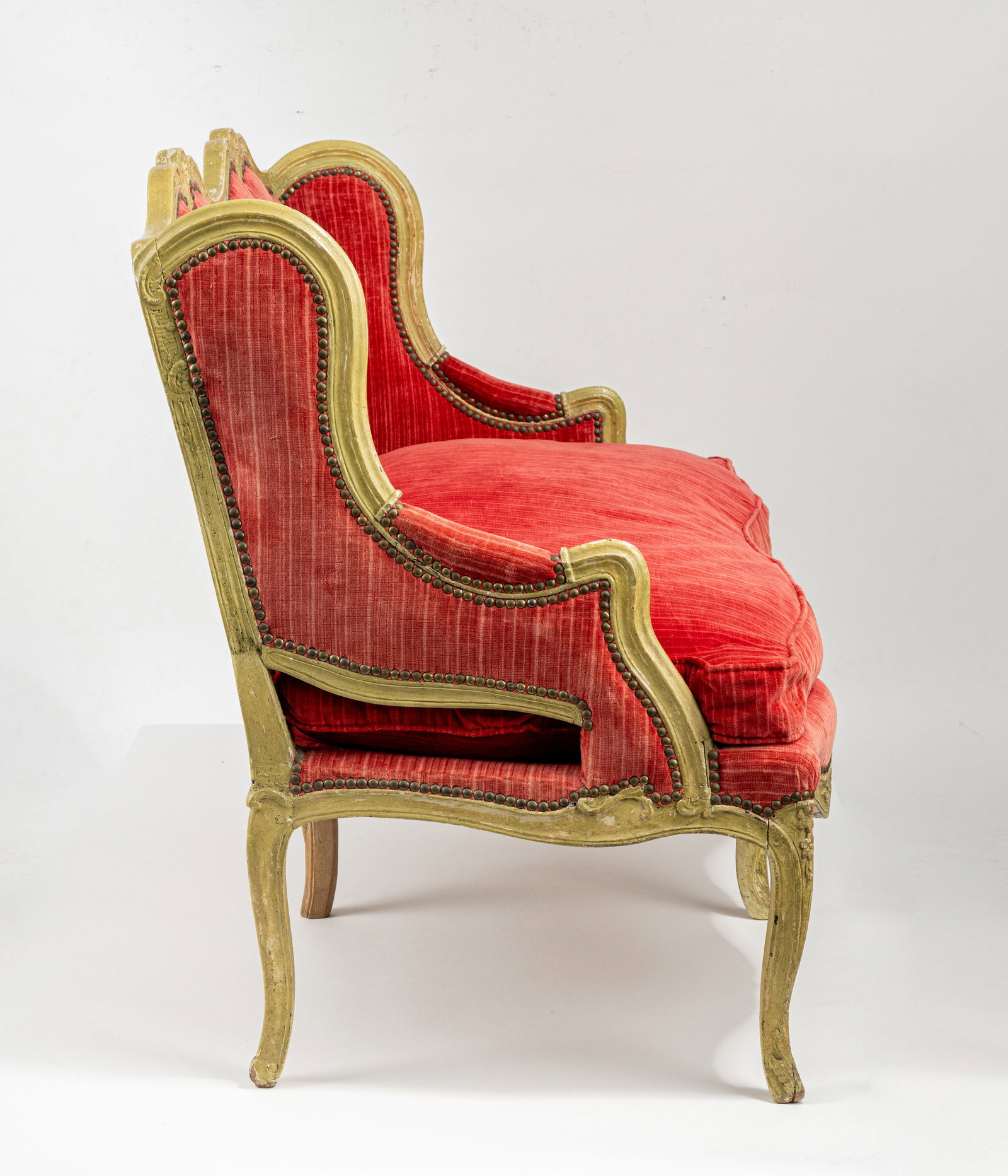 A LOUIS XV CREAM AND GREAN PAINTED SOFA - 5