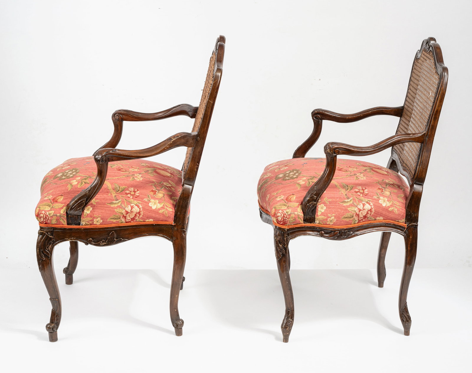A PAIR OF LOUIS XV BEECHWOOD FAUTEUILS - 3