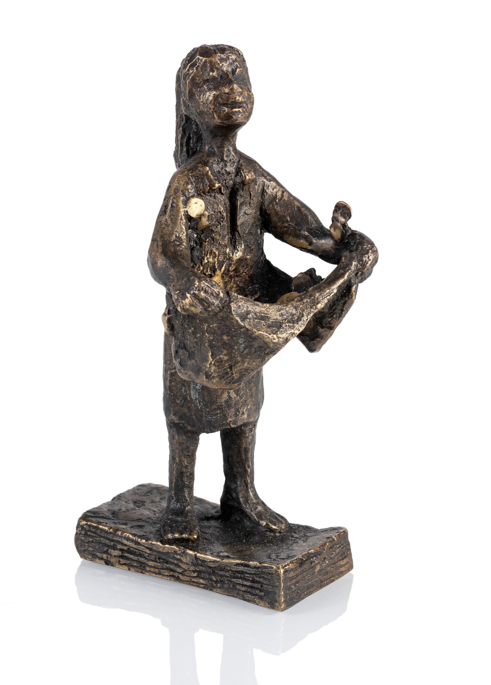 Steinbrenner, Theophil: Steinbrenner, Theophil Herbstadt, 1946 - Kitzingen, 2018 H. 15 cm Star money girl. Bronze, dark and gold patina. Signed and numbered 4/100 on the underside. Add.: the corresponding plaster model and