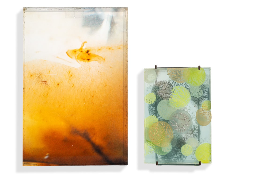 Schlembach, Gerda: Schlembach, Gerda Steinach, 1951 Je 15,5 x 10,5 x 8,5 cm / 25 x 16,8 x 3,7 cm 2 works: Zero, 2010; colors of water, 2011. glass, steel and silicone; Diasec on Plexiglas. Wall objects. Both signed or