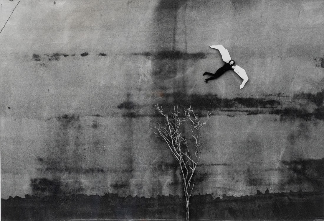 Švolík, Miro: Švolík, Miro Zlaté Moravce, 1960 20 x 29,5 cm, R. All I had to do was to fly, 1986. silver gelatine print on photographic paper. Add.: Letter from the artist. Private collection,