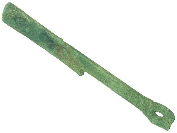 CHINA-WARRING STATES Straight Knife Coin, VF: CHINA-WARRING STATES Zhou Dynasty 300-220 BC State of Zhao Straight Knife Coin, Inscribed "Bo Ren", 120x11mm, 1g, VF