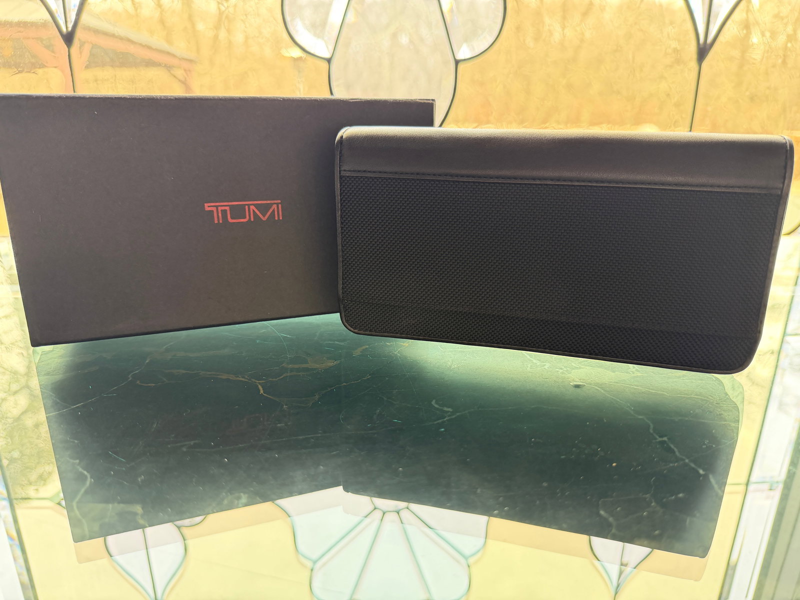 Tumi Alpha SLG zip around travel wallet NIB (1 of 6)