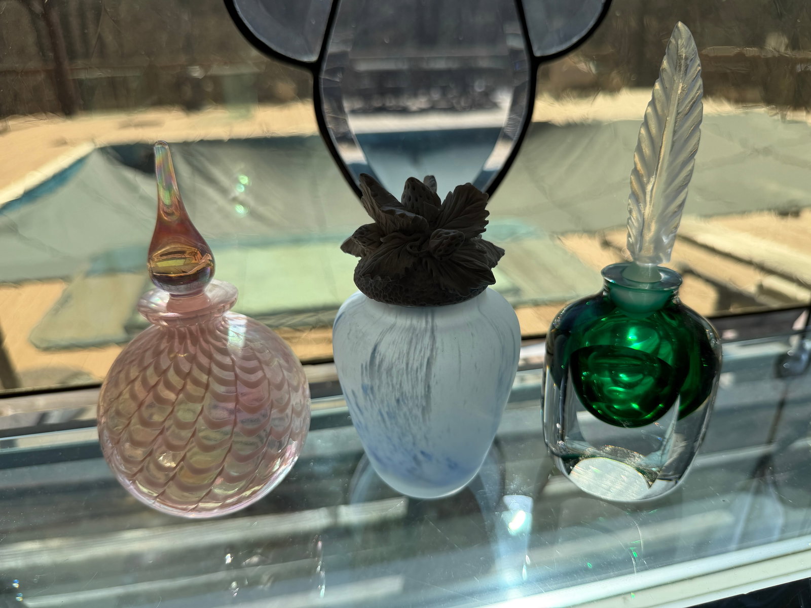 Murano spatterware, New Dominion International, Pink Iridescent perfume bottle (1 of 5)