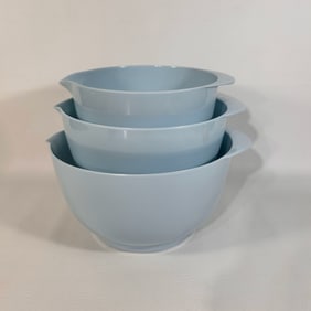 Vintage Plastic Mixing Bowl Set of 3