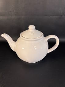 White Porcelain Everyday Teapot
